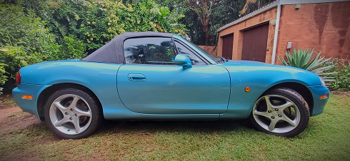 2003 - Mazda MX5 NB2 1.8i 6 speed MT (Gertruida Jooste)